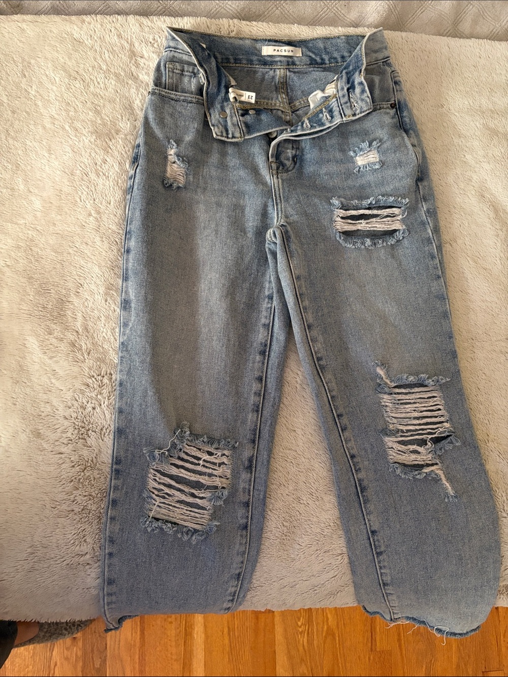 PacSun Light Blue Distressed Boyfriend Jeans High rise straight